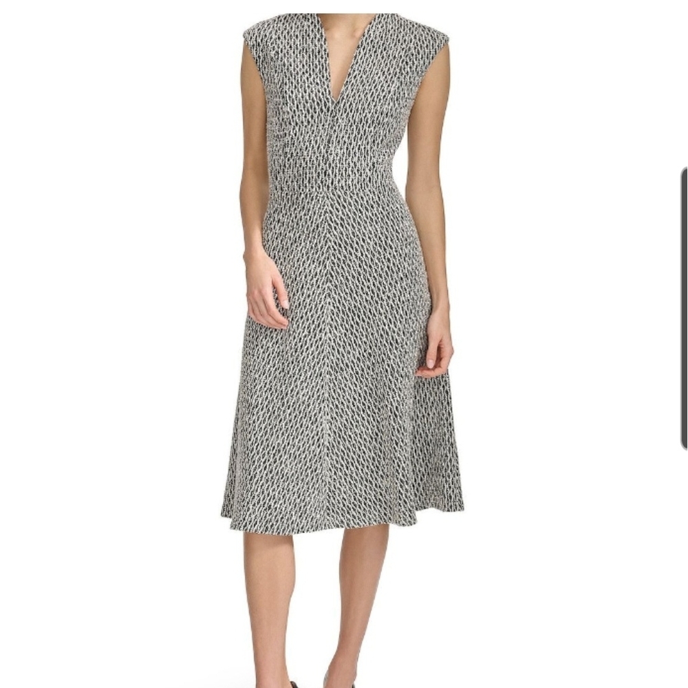 NWT Andrew Marc black and white printed midi dress, fitted and flared cut